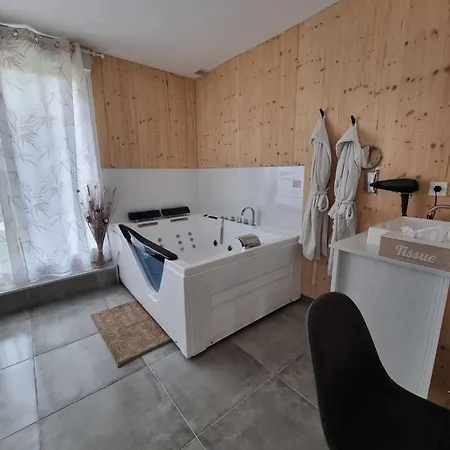 Bed & Breakfast D'hotes Le Cocon De Lily Saint-Avit (Charente)