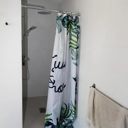 D'hotes Le Cocon De Lily فندق مبيت وإفطار Saint-Avit (Charente)