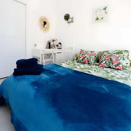 D'hotes Le Cocon De Lily فندق مبيت وإفطار Saint-Avit (Charente)